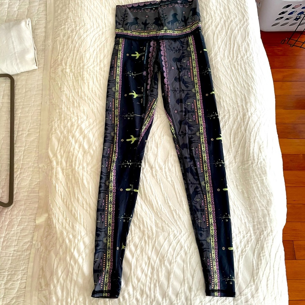 Teeki yoga pants